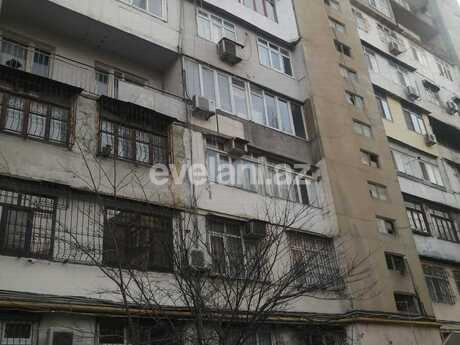 Satılır, köhnə tikili, 2 otaqlı, 55 m², Bakı, Suraxanı r, Massiv A q.