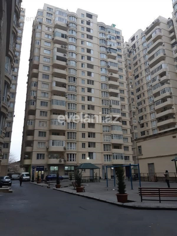 Satılır, yeni tikili, 1 otaqlı, 67.99 m², Bakı, Nəsimi r, 8 Noyabr m.