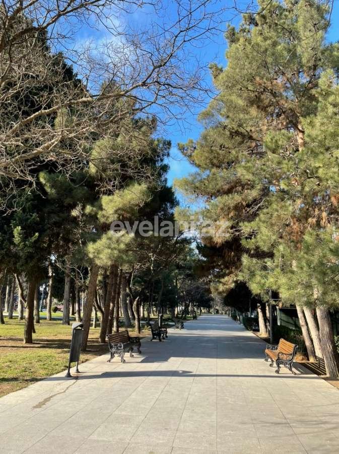 Satılır, yeni tikili, 4 otaqlı, 175 m², Bakı, Yasamal r, Elmlər Akademiyası m.