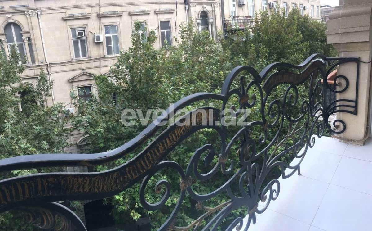 Kirayə verilir, köhnə tikili, 3 otaqlı, 110 m², Bakı, Səbail r, Sahil m.