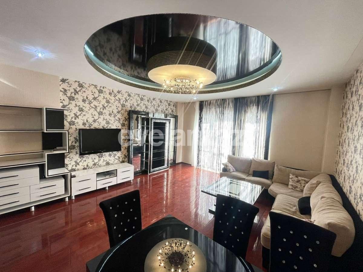 Kirayə verilir, yeni tikili, 3 otaqlı, 145 m², Bakı, Nəsimi r, 8 Noyabr m.
