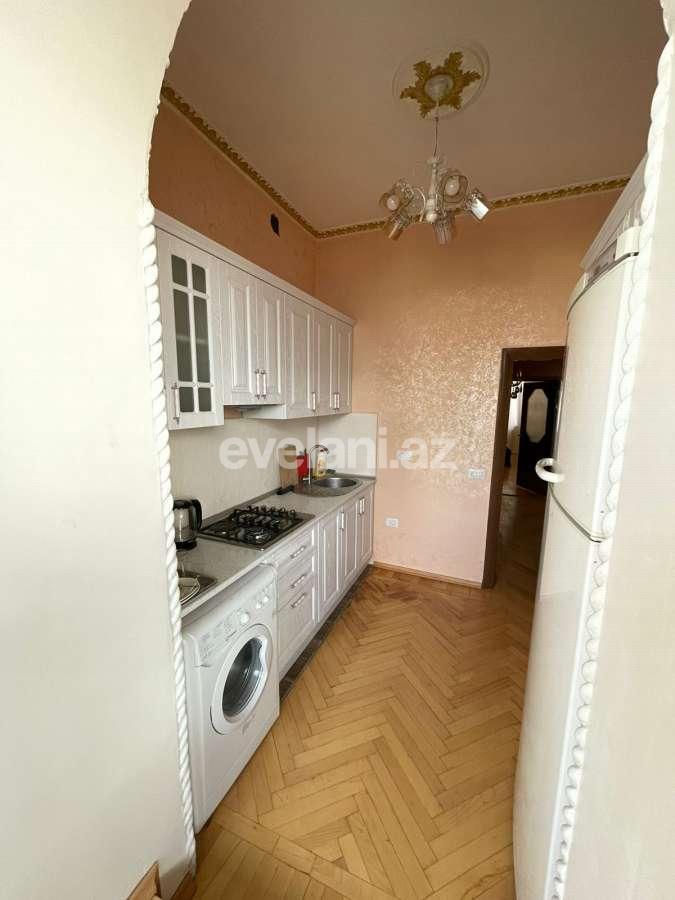 Rent, old building, 3 room, 82 m², Baku, Nasimi r, 28 may m.