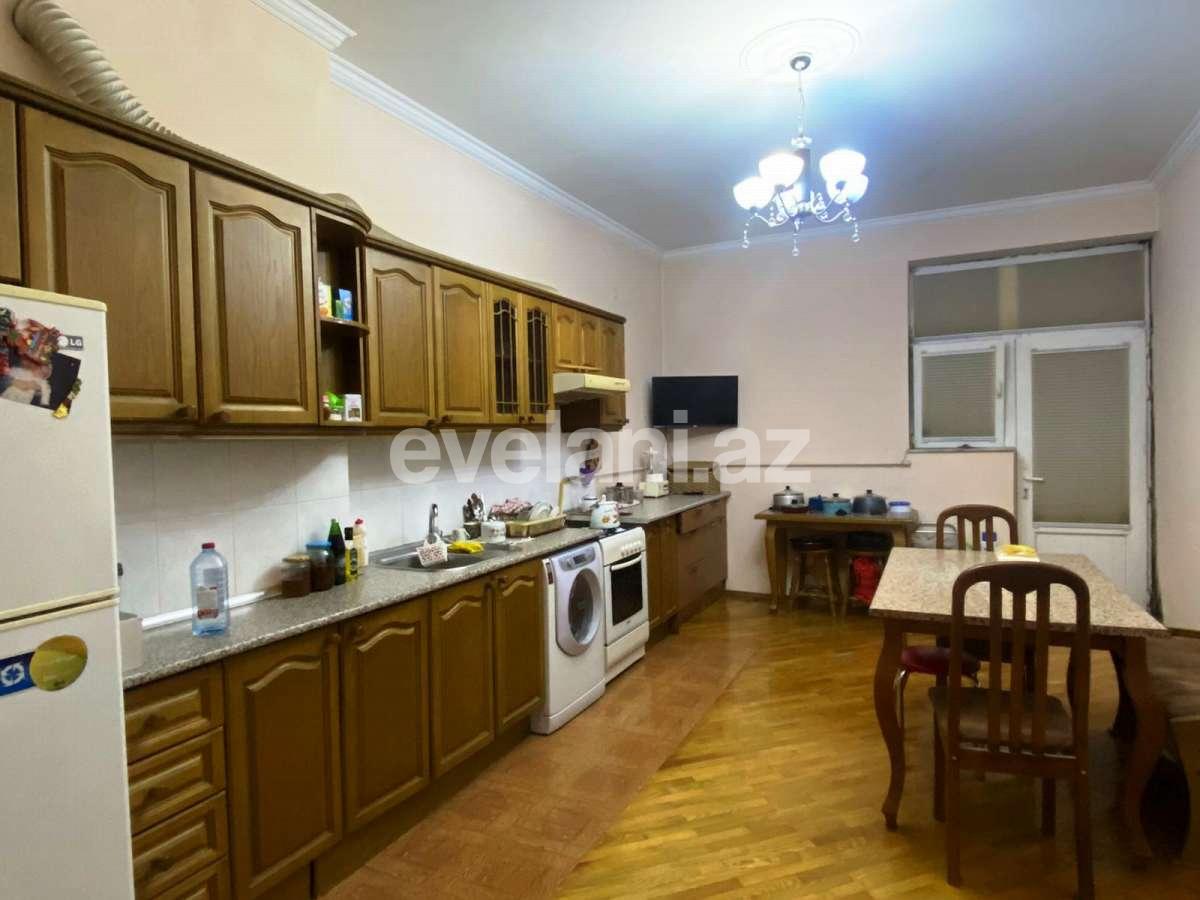 Satılır, yeni tikili, 3 otaqlı, 130 m², Bakı, Nəsimi r.