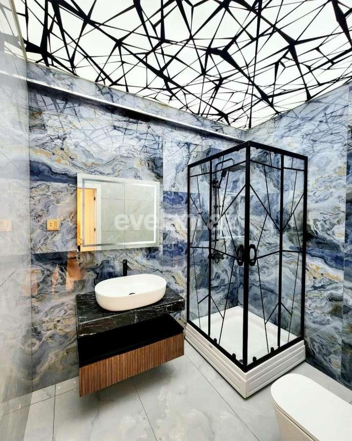 Satılır, yeni tikili, 2 otaqlı, 71 m², Bakı, Nizami r, Qara Qarayev m.