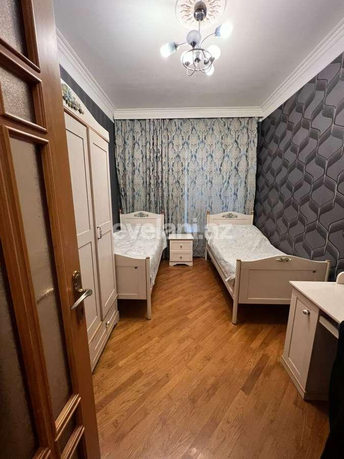 Sale, old building, 3 room, 100 m², Baku, Yasamal r, Elmlar Akademiyası m.