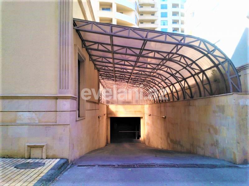 Satılır, yeni tikili, 4 otaqlı, 200 m², Bakı, Yasamal r, Nizami m.