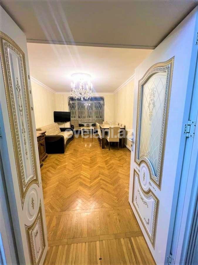 Satılır, köhnə tikili, 3 otaqlı, 80 m², Bakı, Xətai r, Əhmədli q, Əhmədli m.