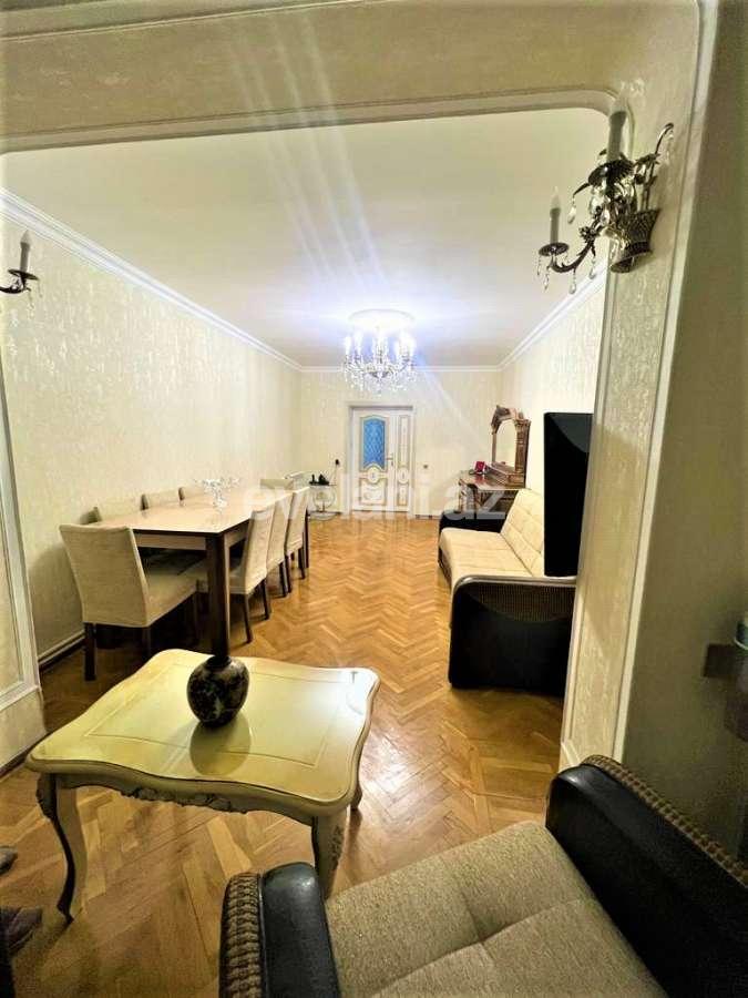 Satılır, köhnə tikili, 3 otaqlı, 80 m², Bakı, Xətai r, Əhmədli q, Əhmədli m.