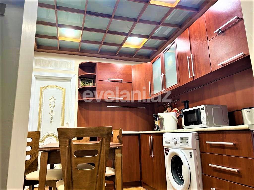 Satılır, köhnə tikili, 3 otaqlı, 80 m², Bakı, Xətai r, Əhmədli q, Əhmədli m.