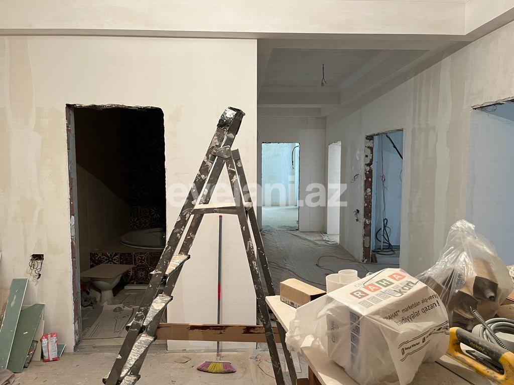 Satılır, yeni tikili, 3 otaqlı, 168.1 m², Bakı, Yasamal r.