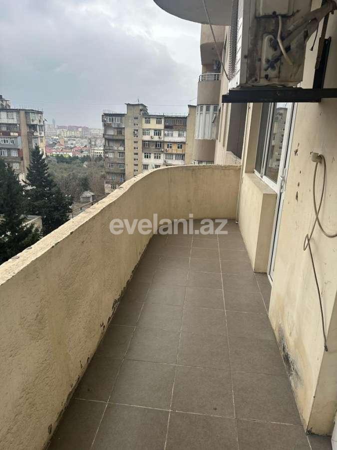 Satılır, köhnə tikili, 2 otaqlı, 64 m², Bakı, Binəqədi r, 9-cu mikrorayon q, Memar Əcəmi m.