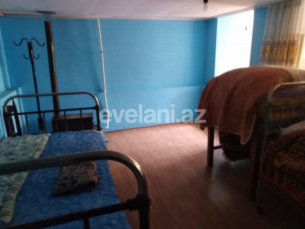 Satılır, həyət evi / bağ, 7 otaqlı, 250 m², Şəki