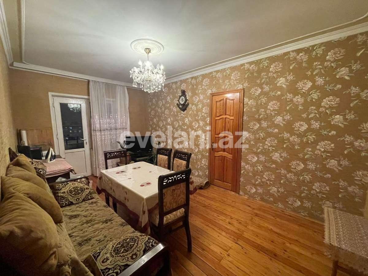 Satılır, köhnə tikili, 4 otaqlı, 100 m², Bakı, Nizami r.