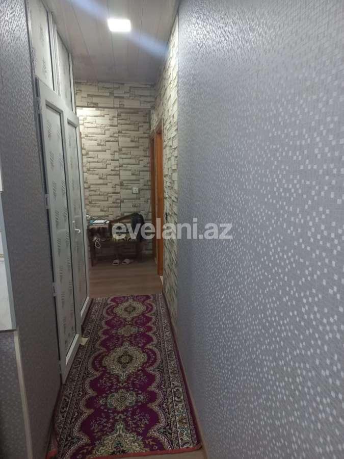 Satılır, köhnə tikili, 3 otaqlı, 95 m², Bakı, Binəqədi r, 8-ci mikrorayon q, Azadlıq prospekti m.
