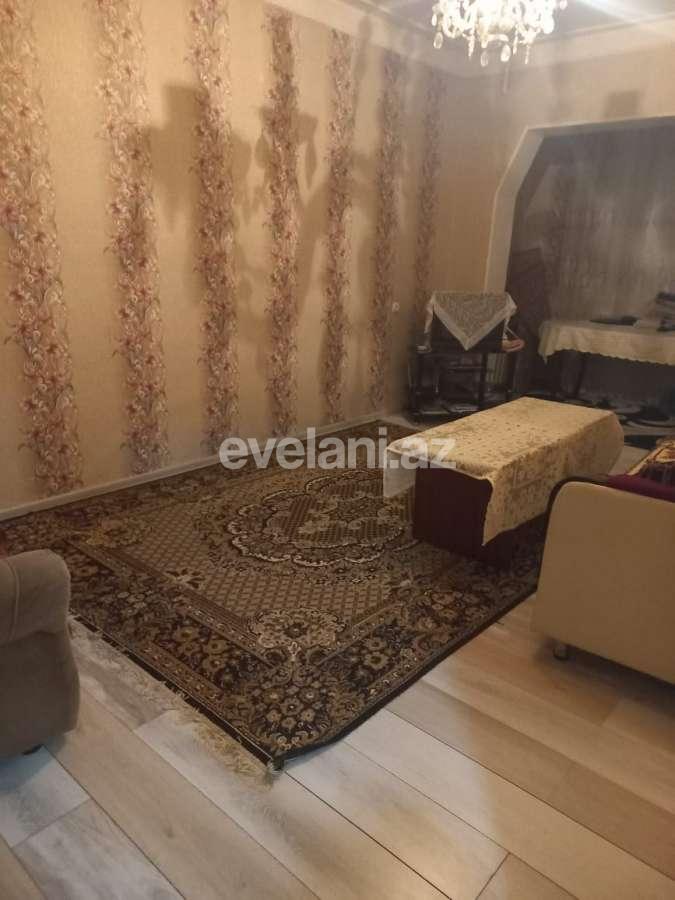 Satılır, köhnə tikili, 3 otaqlı, 95 m², Bakı, Binəqədi r, 8-ci mikrorayon q, Azadlıq prospekti m.