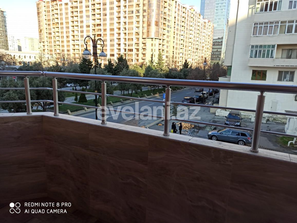 Kirayə verilir, yeni tikili, 3 otaqlı, 120 m², Bakı, Xətai r, Şah İsmayıl Xətai m.