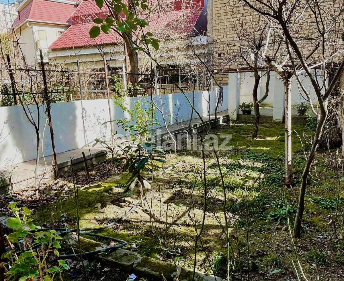 Sale, old building, 3 room, 80 m², Baku, Binagadi r.