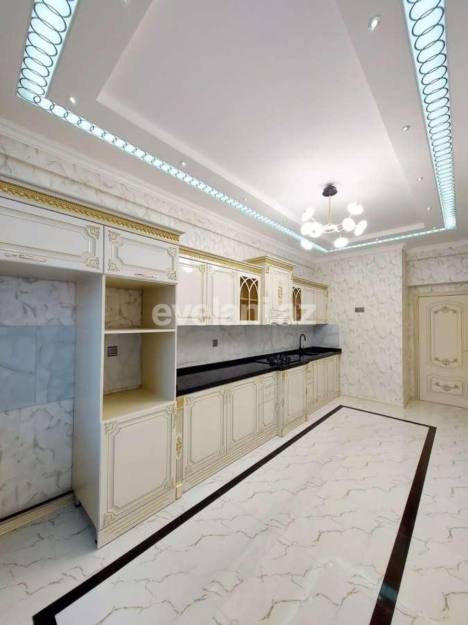 Satılır, yeni tikili, 3 otaqlı, 131 m², Bakı, Nizami r, Neftçilər m.