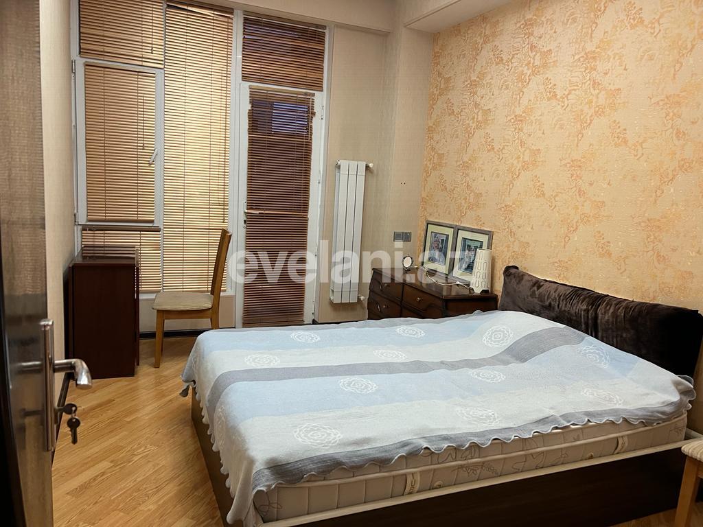 Kirayə verilir, yeni tikili, 3 otaqlı, 85 m², Bakı, Nəsimi r, 8 Noyabr m.