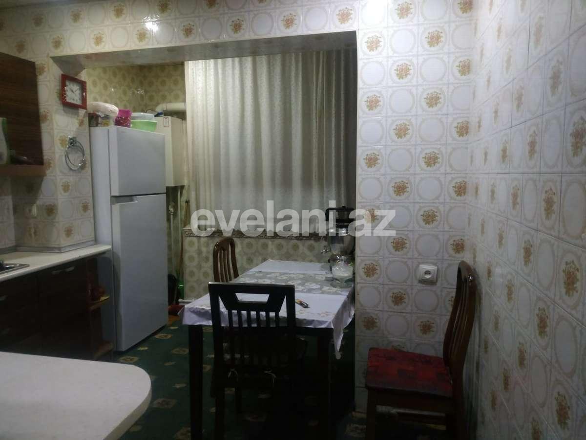 Satılır, köhnə tikili, 4 otaqlı, 120 m², Bakı, Nəsimi r, Memar Əcəmi m.