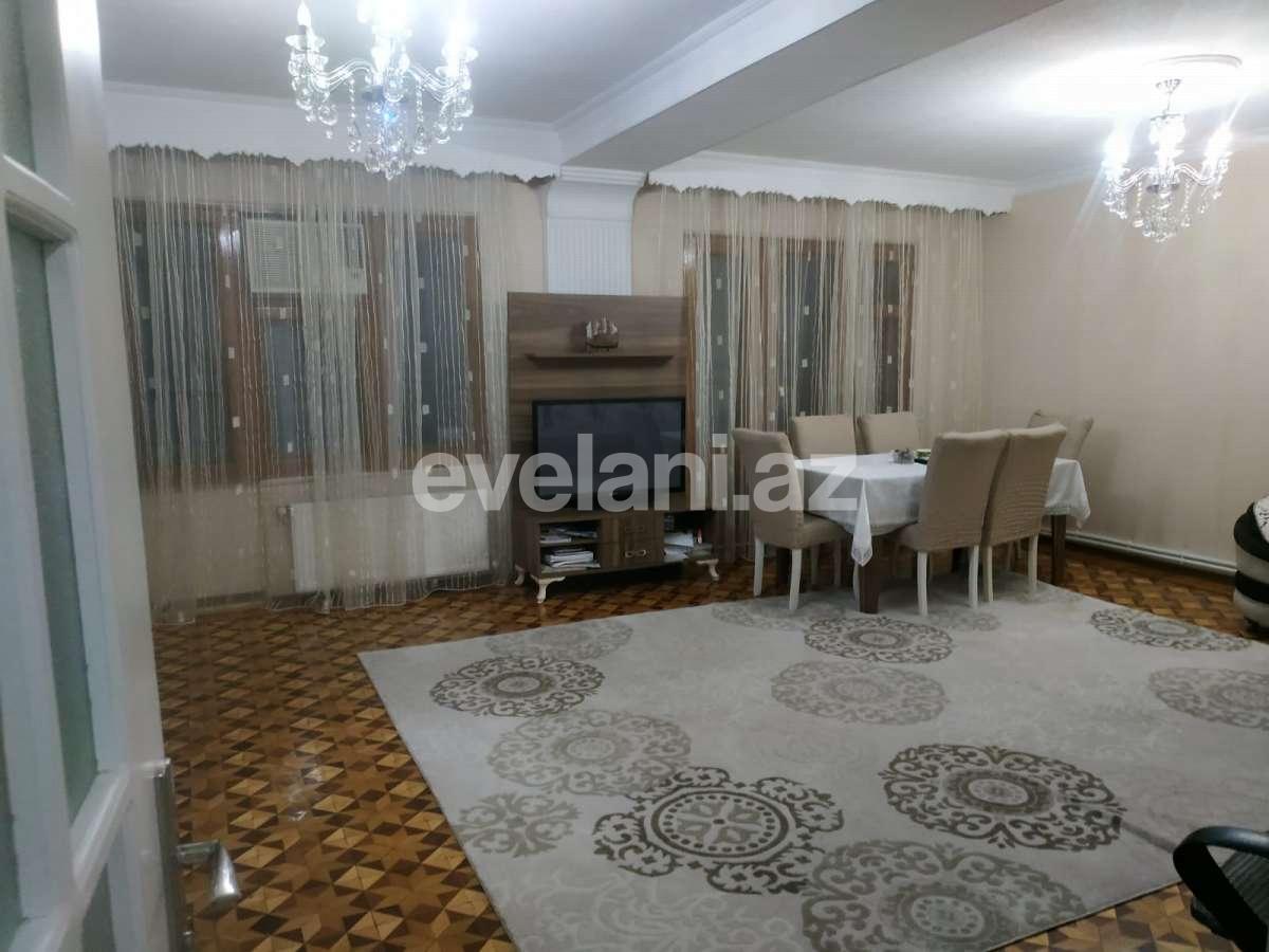 Satılır, köhnə tikili, 4 otaqlı, 120 m², Bakı, Nəsimi r, Memar Əcəmi m.