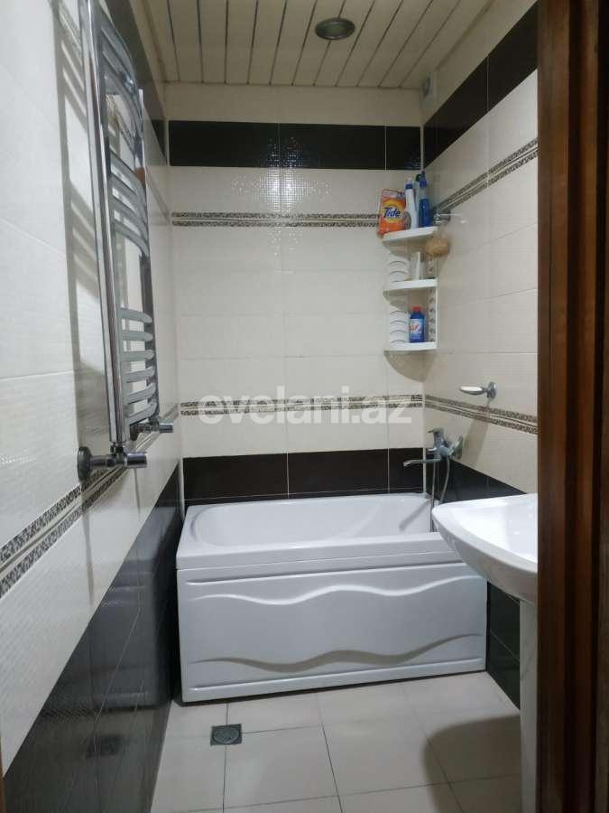 Satılır, köhnə tikili, 4 otaqlı, 120 m², Bakı, Nəsimi r, Memar Əcəmi m.