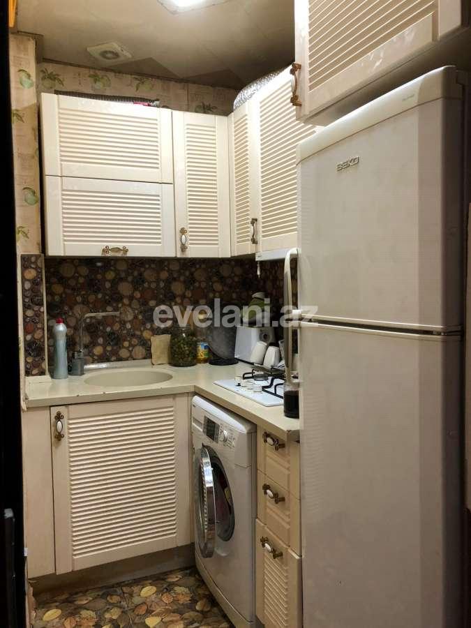 Satılır, köhnə tikili, 3 otaqlı, 60 m², Bakı, Binəqədi r, 9-cu mikrorayon q, Memar Əcəmi m.