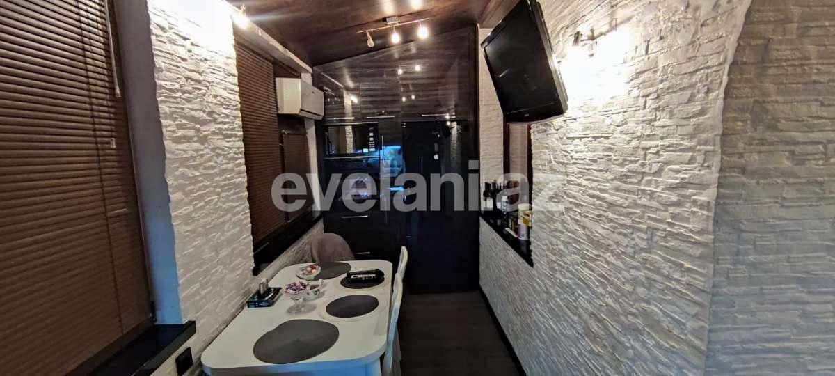 Kirayə verilir, köhnə tikili, 3 otaqlı, 100 m², Bakı, Səbail r, Sahil m.