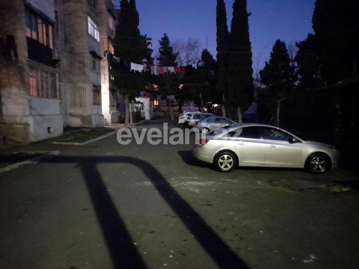 Satılır, köhnə tikili, 3 otaqlı, 60 m², Bakı, Nizami r.