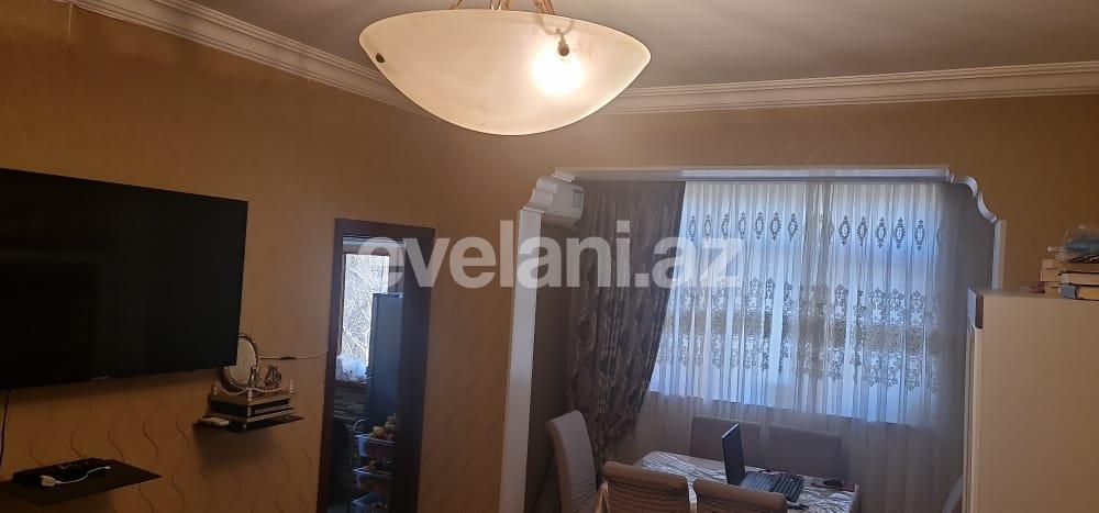 Satılır, köhnə tikili, 3 otaqlı, 60 m², Bakı, Nəsimi r, 5-ci mikrorayon q, Memar Əcəmi m.