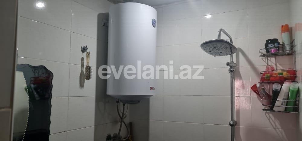 Satılır, köhnə tikili, 3 otaqlı, 60 m², Bakı, Nəsimi r, 5-ci mikrorayon q, Memar Əcəmi m.