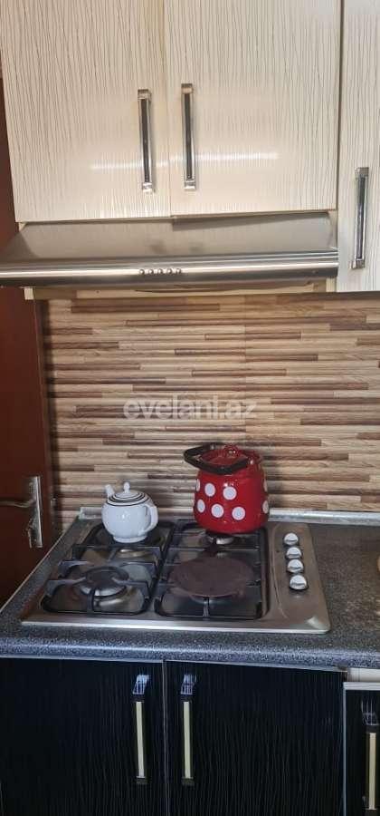 Satılır, köhnə tikili, 3 otaqlı, 60 m², Bakı, Nəsimi r, 5-ci mikrorayon q, Memar Əcəmi m.