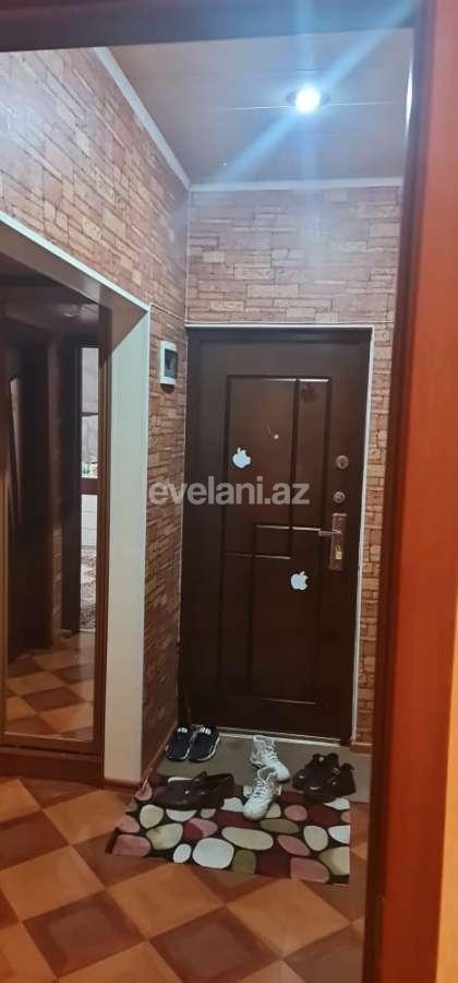 Satılır, köhnə tikili, 3 otaqlı, 60 m², Bakı, Nəsimi r, 5-ci mikrorayon q, Memar Əcəmi m.