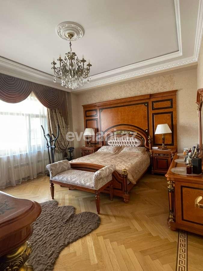 Sale, new building, 4 room, 204 m², Baku, Yasamal r, Nizami m.