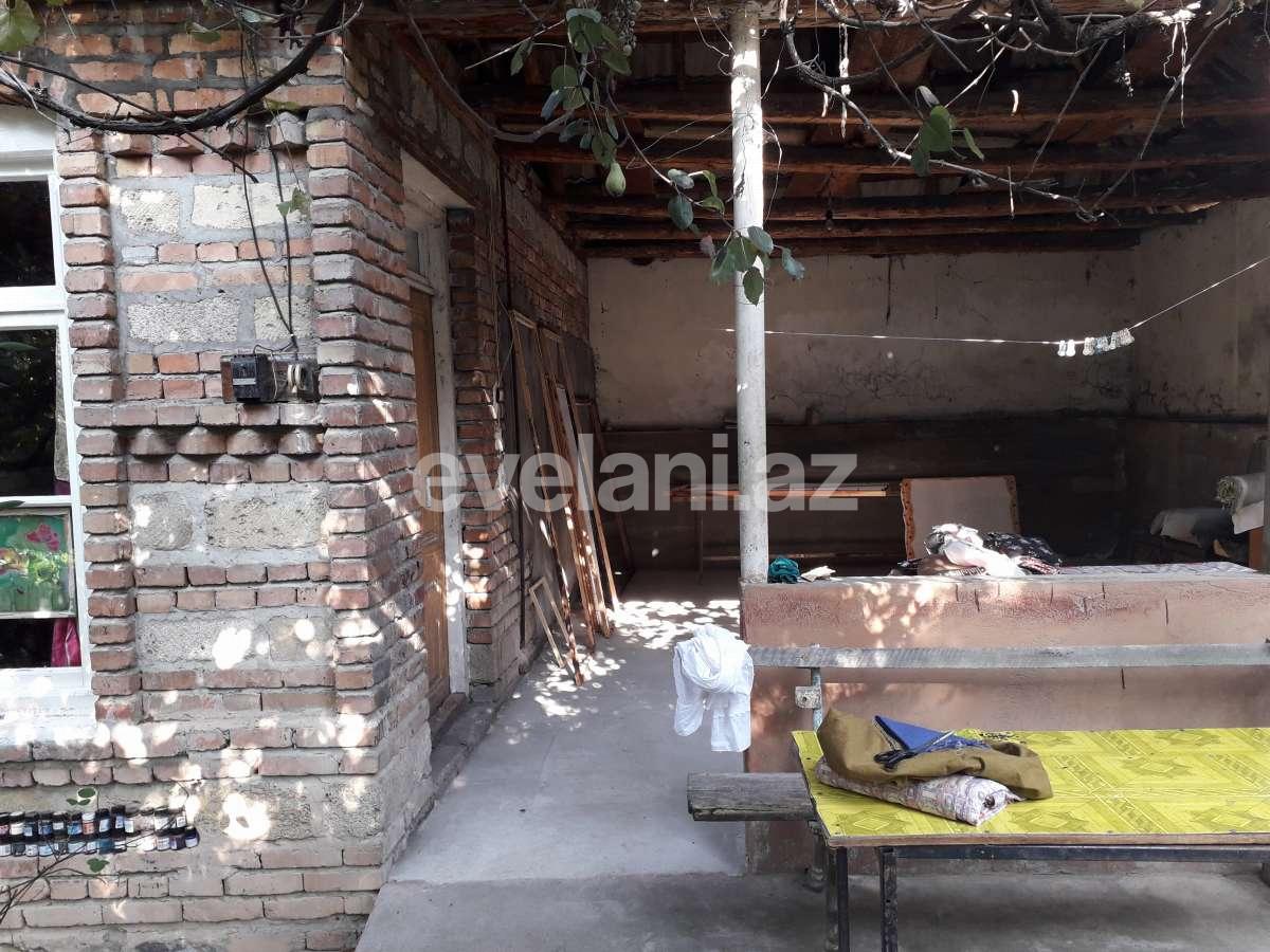 Satılır, həyət evi / bağ, 3 otaqlı, 90 m², Şəki