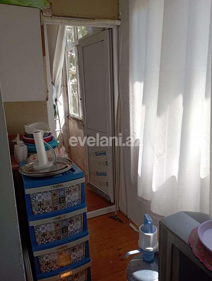 Satılır, köhnə tikili, 3 otaqlı, 80 m², Bakı, Yasamal r, Yeni Yasamal q, İnşaatçılar m.