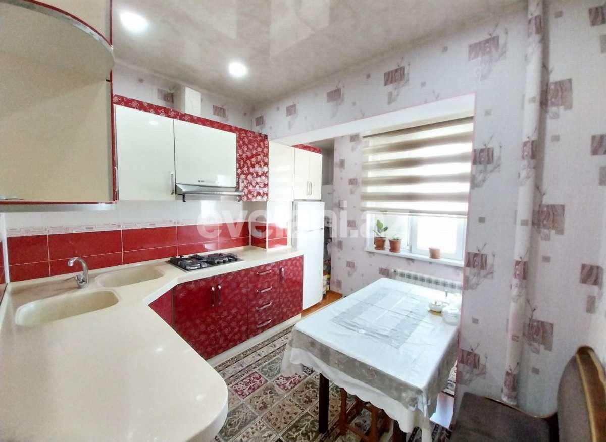 Satılır, köhnə tikili, 4 otaqlı, 110 m², Bakı, Sabunçu r.