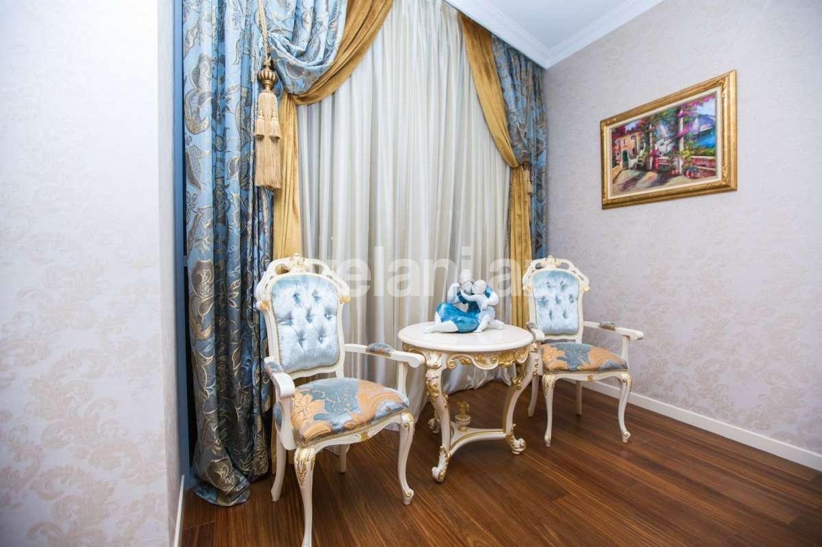 Продаётся, новостройка, 4-комнаты, 235 m², Баку, Насиминский r, 28 мая m.