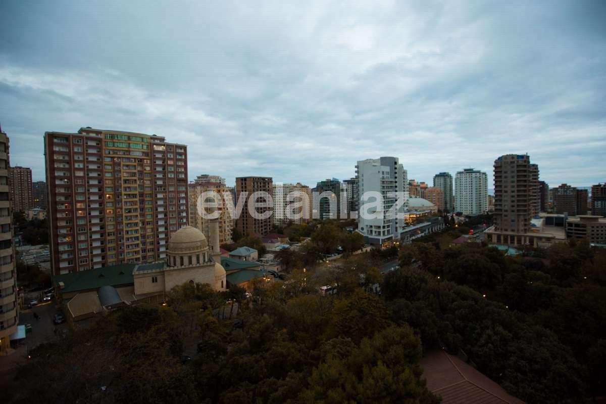 Продаётся, новостройка, 4-комнаты, 235 m², Баку, Насиминский r, 28 мая m.