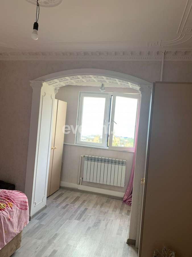 Satılır, köhnə tikili, 4 otaqlı, 100 m², Bakı, Xətai r, Həzi Aslanov q, Həzi Aslanov m.