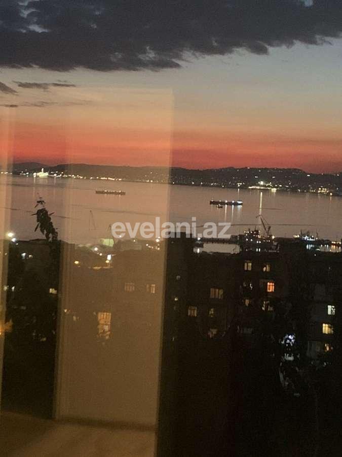 Satılır, köhnə tikili, 4 otaqlı, 100 m², Bakı, Xətai r, Həzi Aslanov q, Həzi Aslanov m.