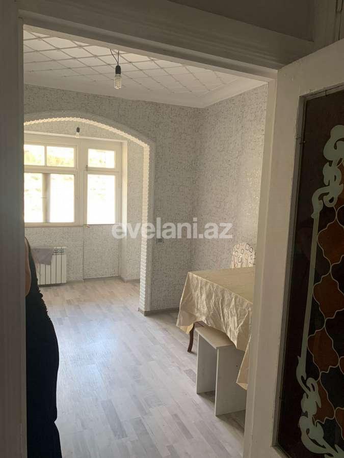 Satılır, köhnə tikili, 4 otaqlı, 100 m², Bakı, Xətai r, Həzi Aslanov q, Həzi Aslanov m.