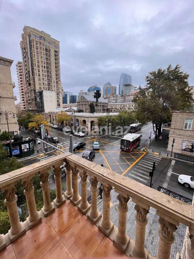 Sale, old building, 3 room, 85 m², Baku, Nasimi r, 28 may m.