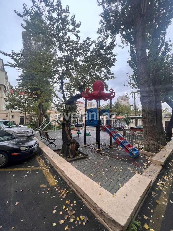 Sale, old building, 3 room, 85 m², Baku, Nasimi r, 28 may m.