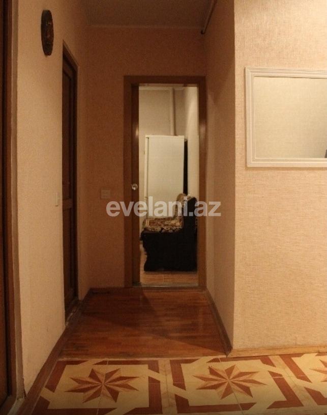 Satılır, köhnə tikili, 3 otaqlı, 97 m², Bakı, Yasamal r, Elmlər Akademiyası m.