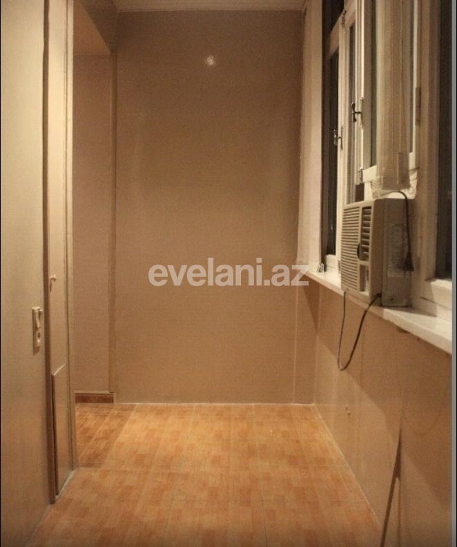 Satılır, köhnə tikili, 3 otaqlı, 97 m², Bakı, Yasamal r, Elmlər Akademiyası m.