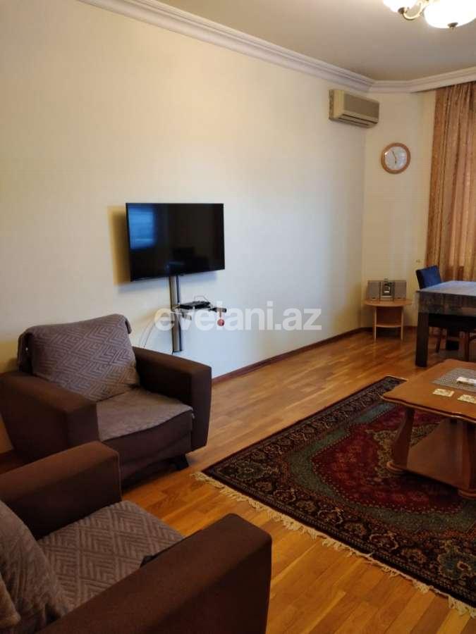 Rent, old building, 2 room, 65 m², Baku, Yasamal r, Nizami m.