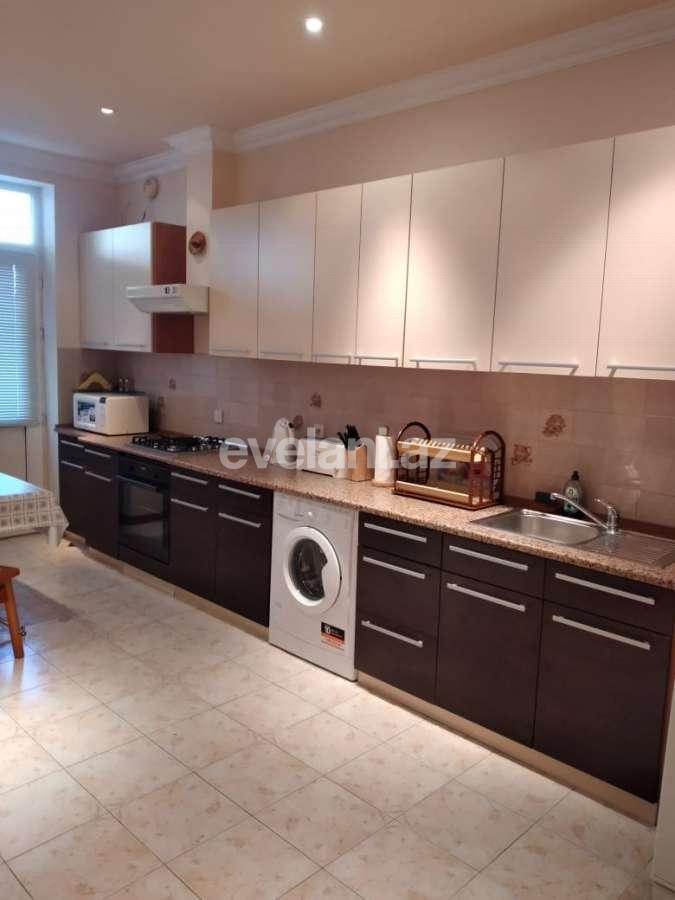 Rent, old building, 2 room, 65 m², Baku, Yasamal r, Nizami m.