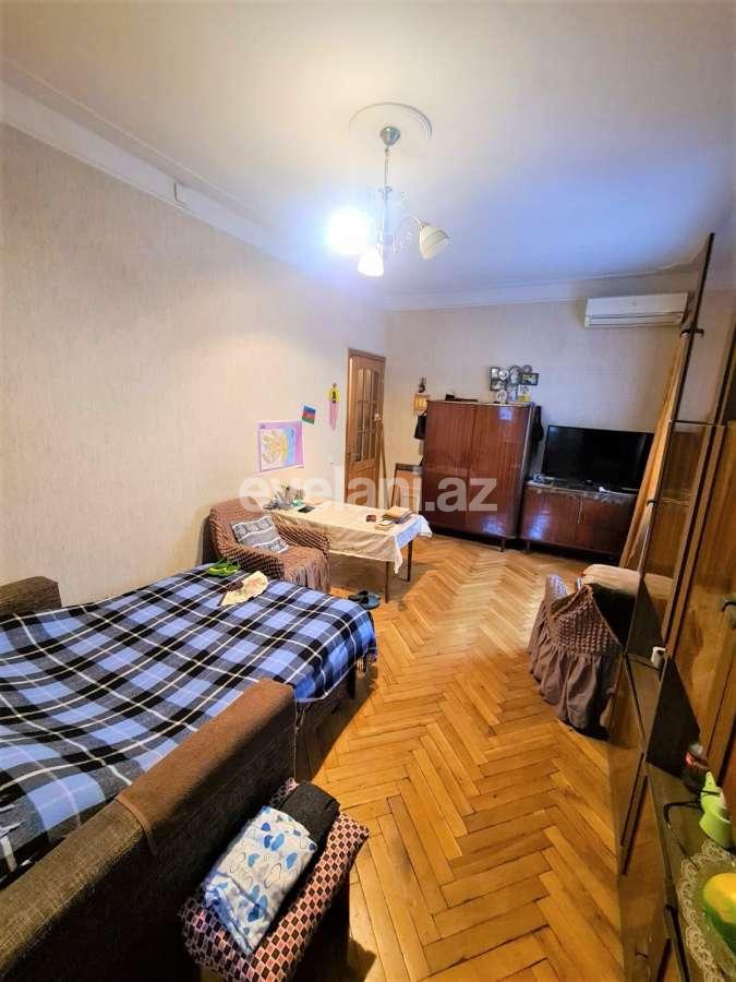 Satılır, köhnə tikili, 3 otaqlı, 80 m², Bakı, Nərimanov r, Montin q, Nəriman Nərimanov m.