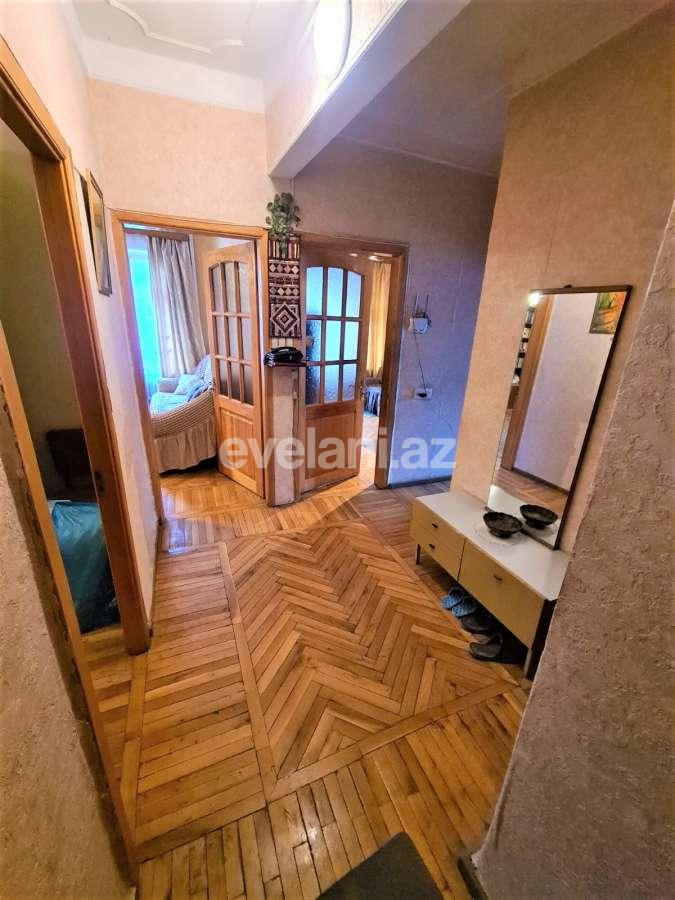 Satılır, köhnə tikili, 3 otaqlı, 80 m², Bakı, Nərimanov r, Montin q, Nəriman Nərimanov m.